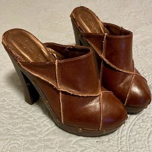 Forever 21 backless platforms!